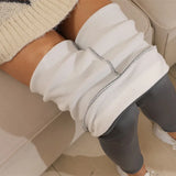 No pattern gray